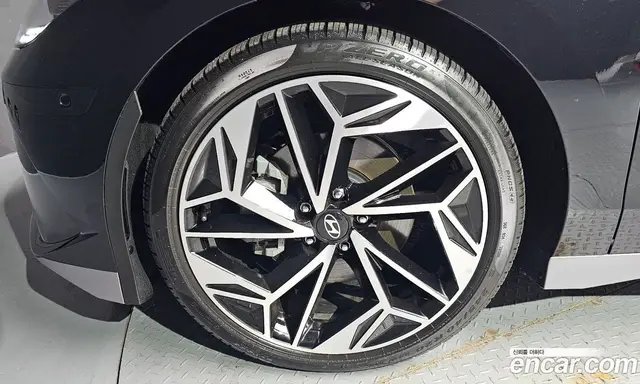 Hyundai Ioniq 6 2023 0.1 автомат (гидро), миниатюра 4 Hyundai Ioniq 6 2023 0.1 автомат (гидро), миниатюра 4