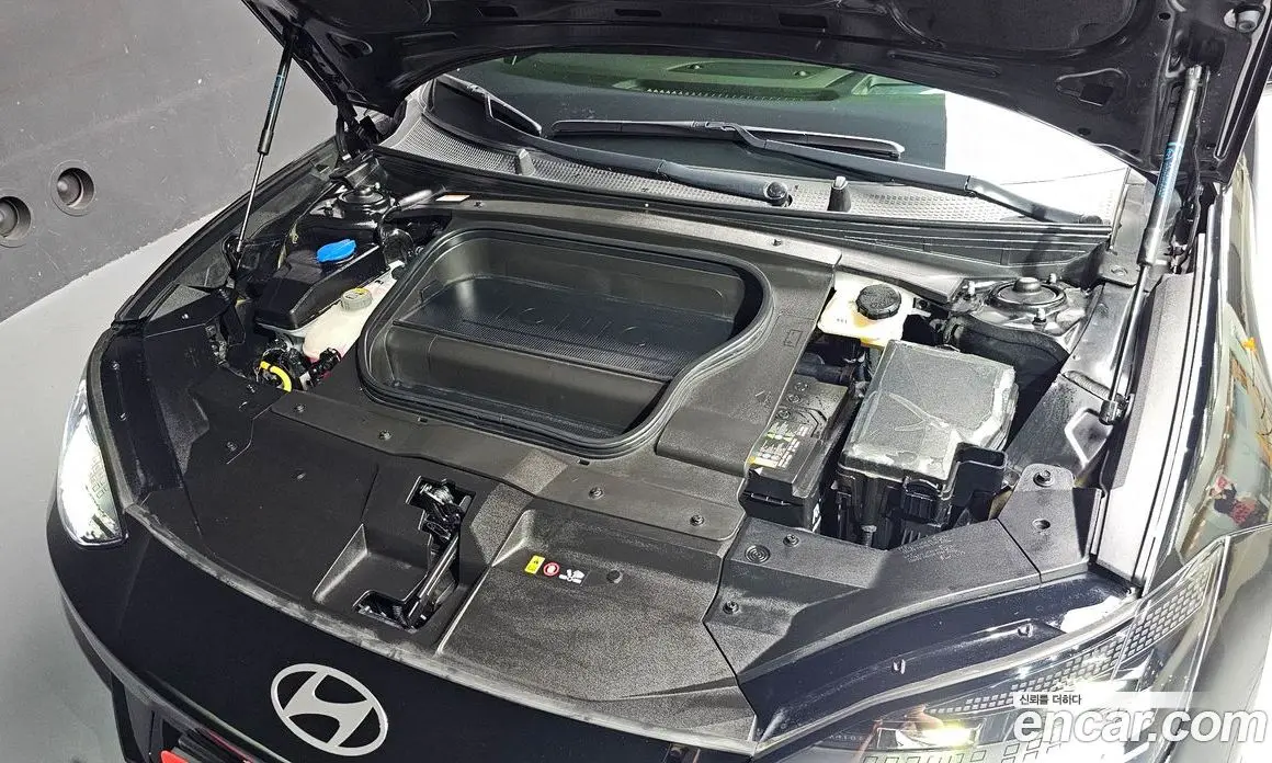 Hyundai Ioniq 6 2023 0.1 автомат (гидро), фото 5 Hyundai Ioniq 6 2023 0.1 автомат (гидро), фото 5
