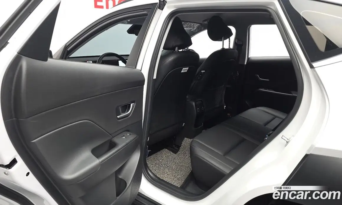 Hyundai Kona 2024 1.6 автомат (гидро), фото 16 Hyundai Kona 2024 1.6 автомат (гидро), фото 16