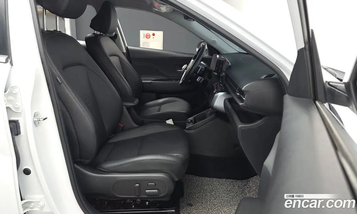 Hyundai Kona 2024 1.6 автомат (гидро), фото 17 Hyundai Kona 2024 1.6 автомат (гидро), фото 17