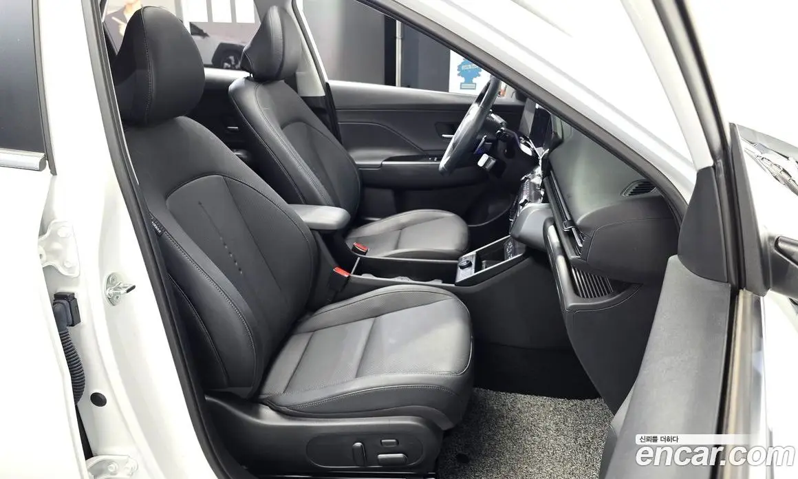 Hyundai Kona 2024 1.6 автомат (гидро), фото 16 Hyundai Kona 2024 1.6 автомат (гидро), фото 16