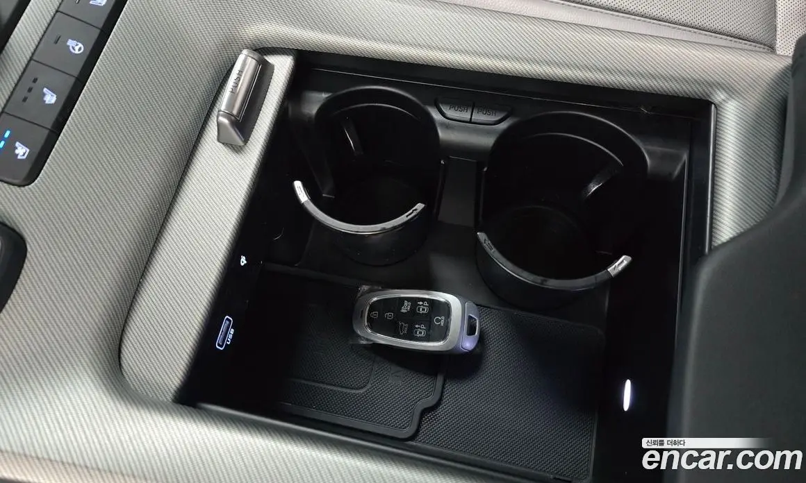 Hyundai Palisade 2022 2.2 автомат (гидро), фото 25