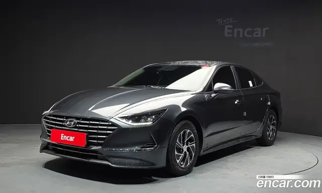Hyundai Sonata 2022 2.0 автомат (гидро), миниатюра 1 Hyundai Sonata 2022 2.0 автомат (гидро), миниатюра 1