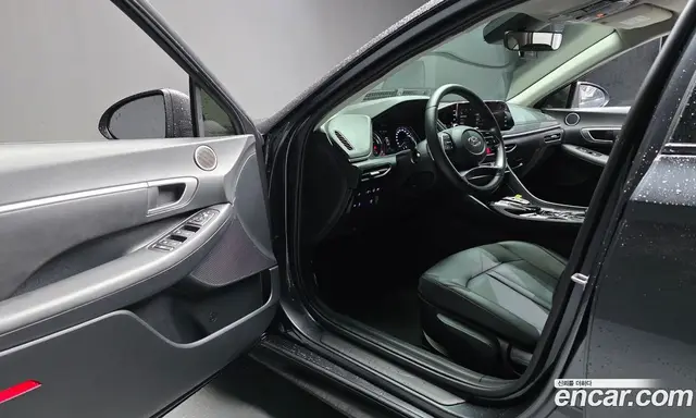 Hyundai Sonata 2022 2.0 автомат (гидро), миниатюра 10 Hyundai Sonata 2022 2.0 автомат (гидро), миниатюра 10