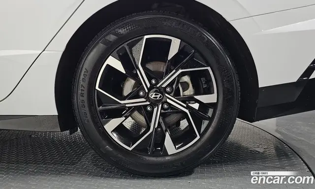 Hyundai Sonata 2023 2.0 автомат (гидро), миниатюра 7 Hyundai Sonata 2023 2.0 автомат (гидро), миниатюра 7