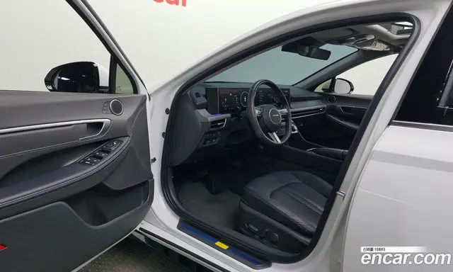 Hyundai Sonata 2024 2.0 автомат (гидро), миниатюра 10 Hyundai Sonata 2024 2.0 автомат (гидро), миниатюра 10