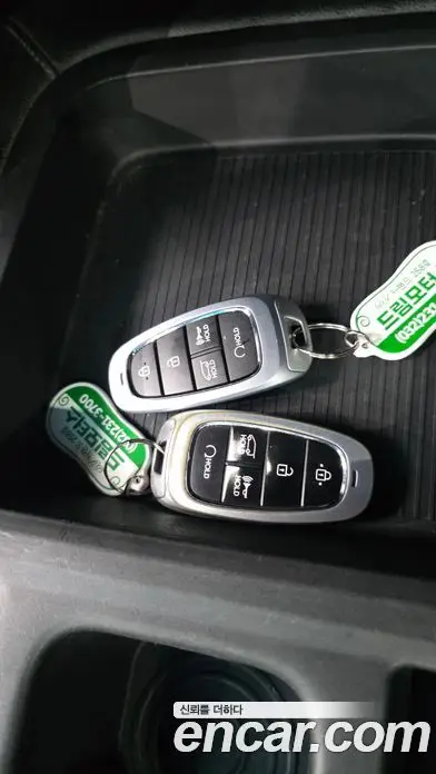 Hyundai Staria 2021 3.5 автомат (гидро), фото 30 Hyundai Staria 2021 3.5 автомат (гидро), фото 30