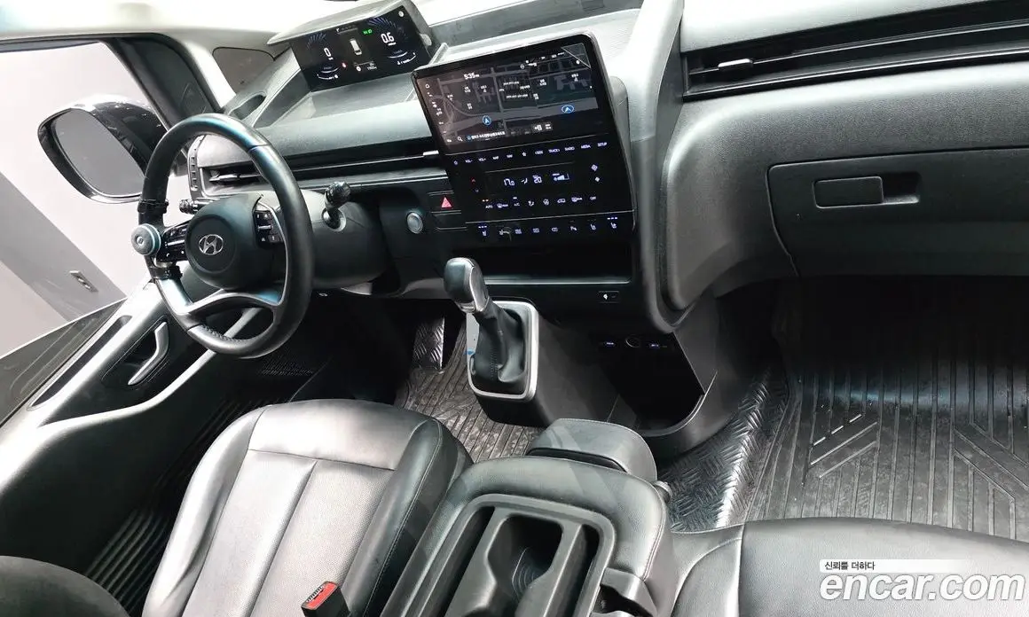 Hyundai Staria 2021 3.5 автомат (гидро), фото 10 Hyundai Staria 2021 3.5 автомат (гидро), фото 10