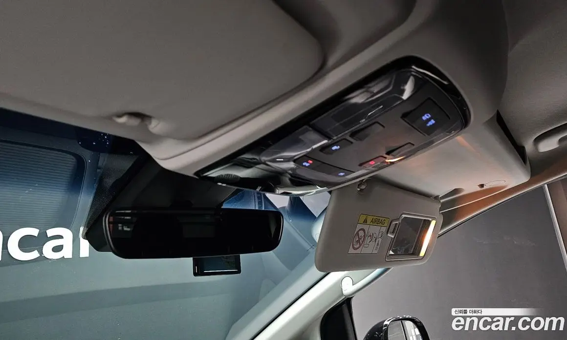 Hyundai Staria 2022 3.5 автомат (гидро), фото 28