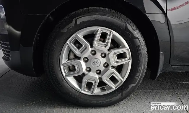 Hyundai Staria 2022 3.5 автомат (гидро), миниатюра 4