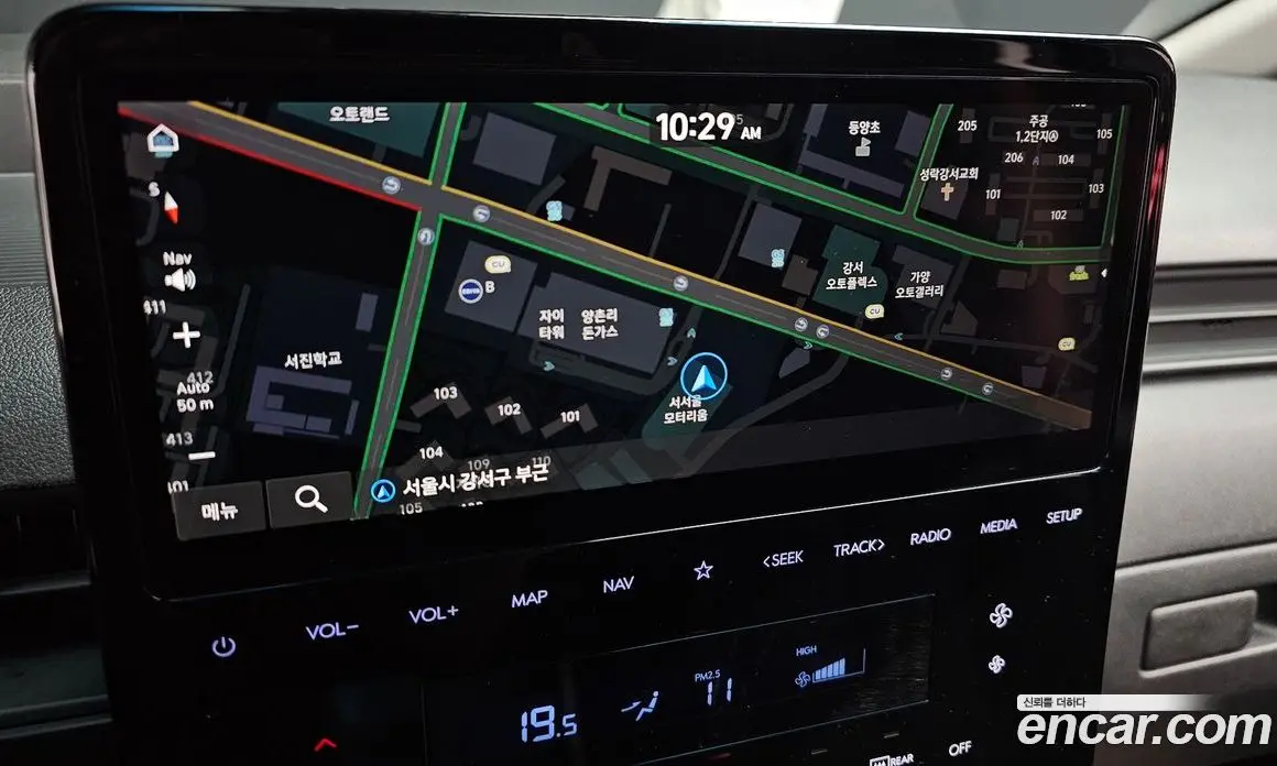 Hyundai Staria 2022 3.5 автомат (гидро), фото 33