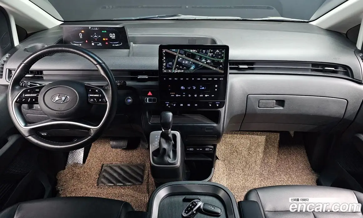 Hyundai Staria 2022 3.5 автомат (гидро), фото 9
