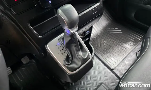 Hyundai Staria 2024 1.6 автомат (гидро), миниатюра 12