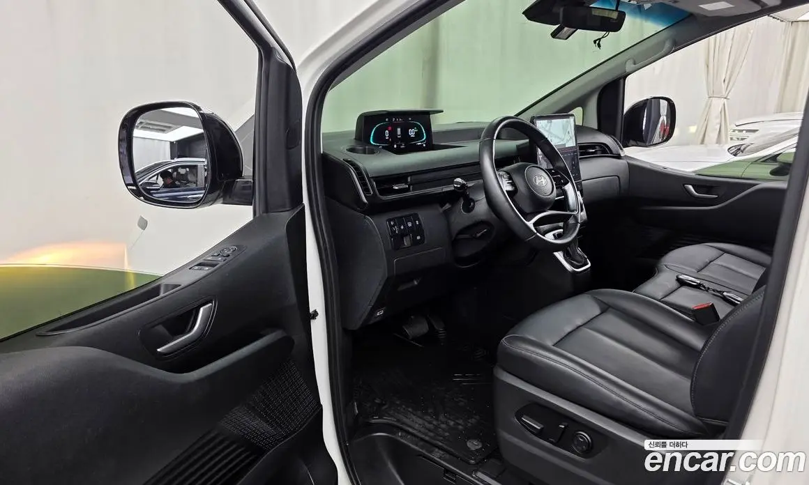 Hyundai Staria 2024 1.6 автомат (гидро), фото 13 Hyundai Staria 2024 1.6 автомат (гидро), фото 13