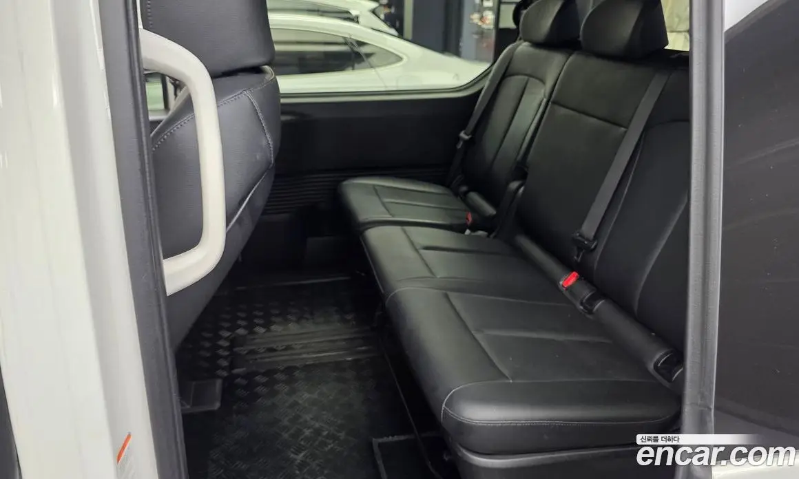 Hyundai Staria 2024 1.6 автомат (гидро), фото 16 Hyundai Staria 2024 1.6 автомат (гидро), фото 16