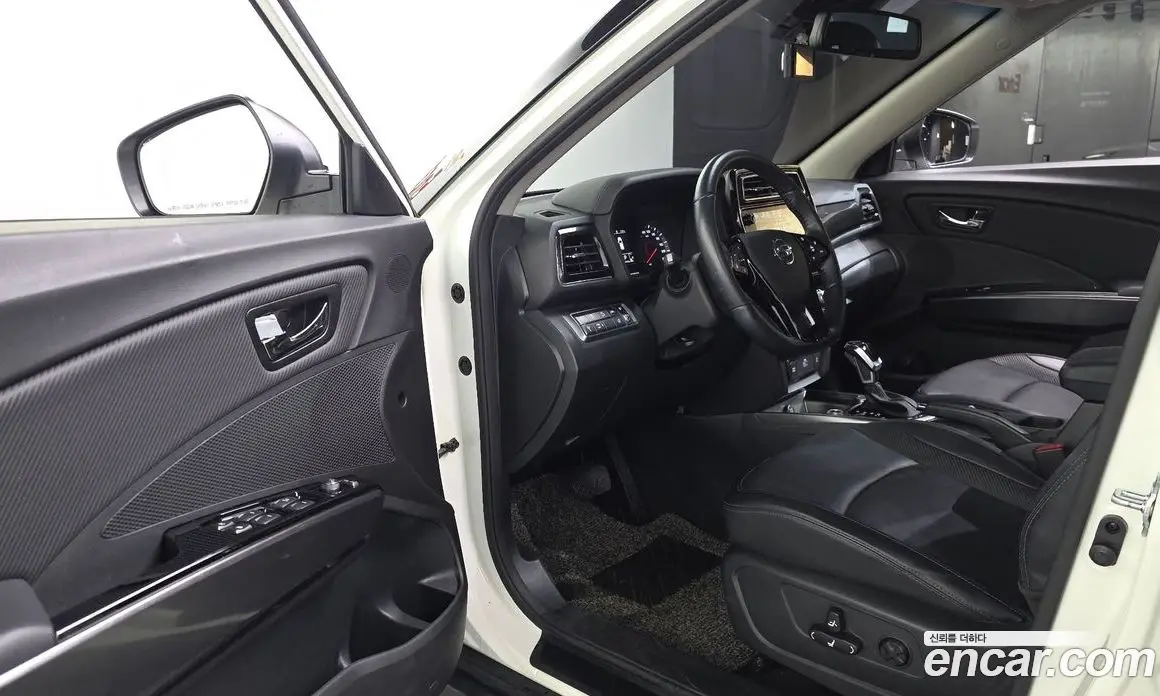 SsangYong TIBOLI 2021 1.5 автомат (гидро), фото 13 SsangYong TIBOLI 2021 1.5 автомат (гидро), фото 13