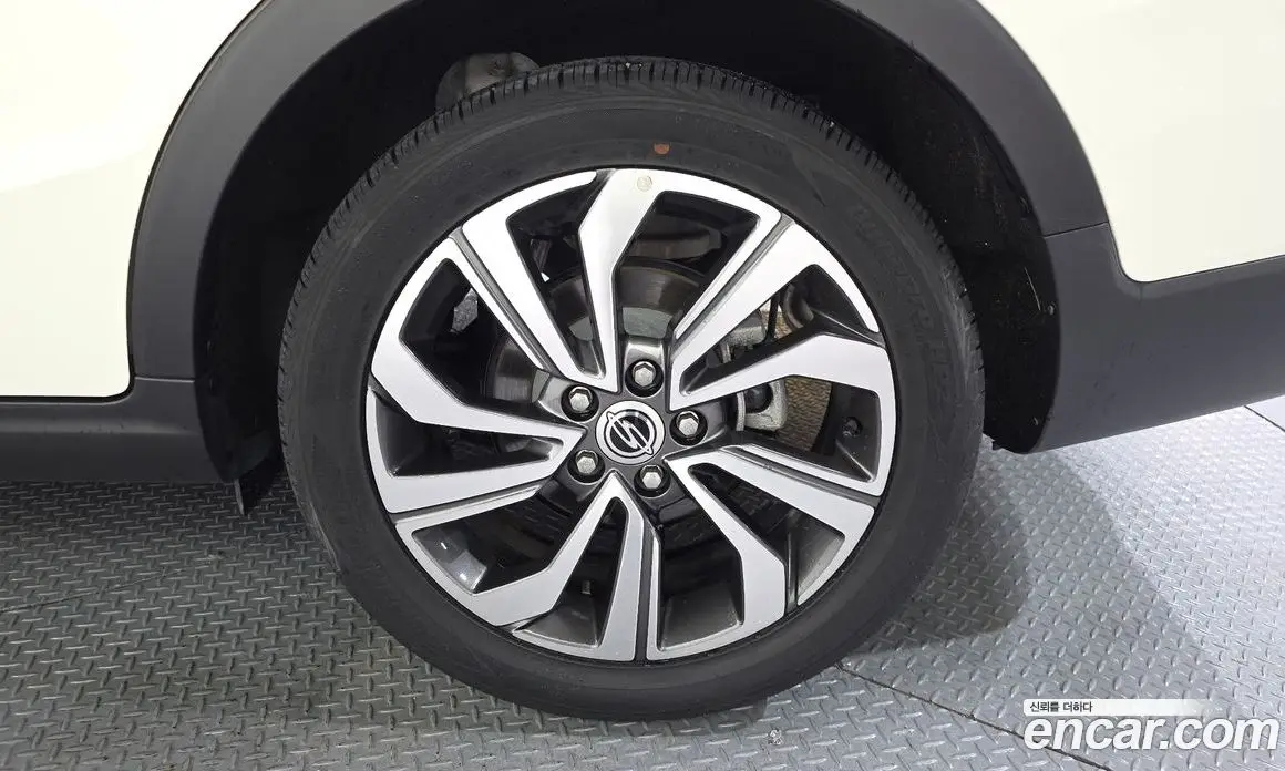 SsangYong TIBOLI 2021 1.5 автомат (гидро), фото 7 SsangYong TIBOLI 2021 1.5 автомат (гидро), фото 7