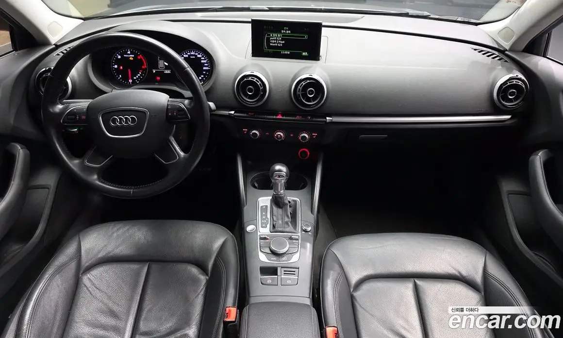 Audi A3 2015 1.6 автомат (гидро), фото 7 Audi A3 2015 1.6 автомат (гидро), фото 7