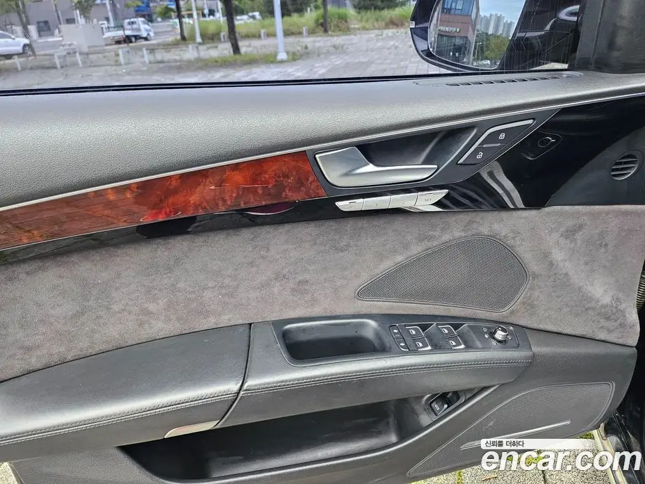 Audi A8 2012 4.2 автомат (гидро), фото 13 Audi A8 2012 4.2 автомат (гидро), фото 13