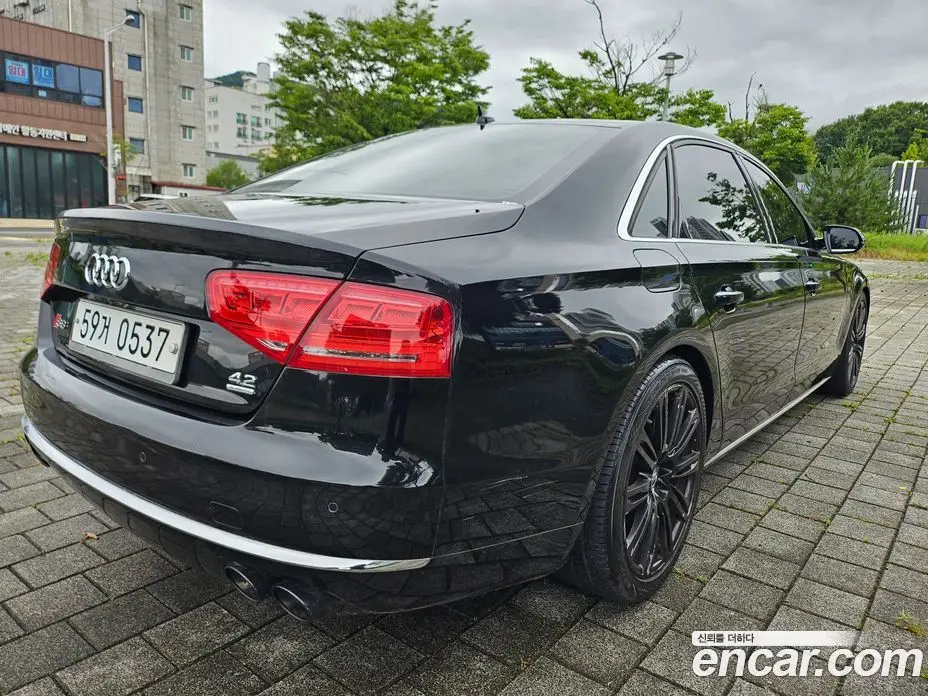 Audi A8 2012 4.2 автомат (гидро), фото 7 Audi A8 2012 4.2 автомат (гидро), фото 7