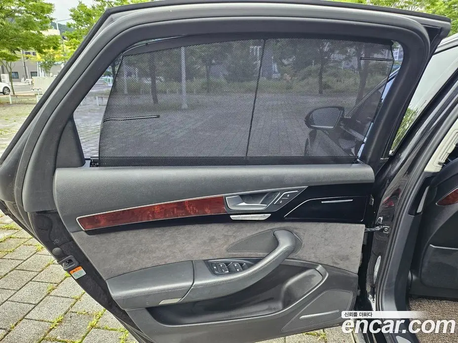 Audi A8 2012 4.2 автомат (гидро), фото 9 Audi A8 2012 4.2 автомат (гидро), фото 9