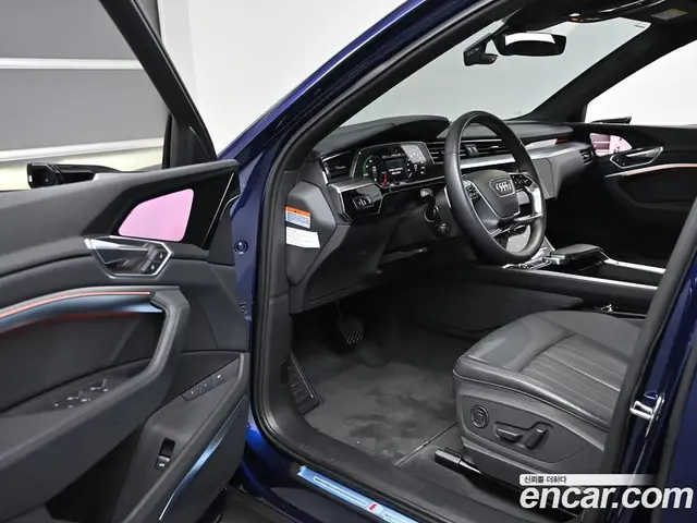 Audi e-tron 2022 1.0 автомат (гидро), миниатюра 11 Audi e-tron 2022 1.0 автомат (гидро), миниатюра 11