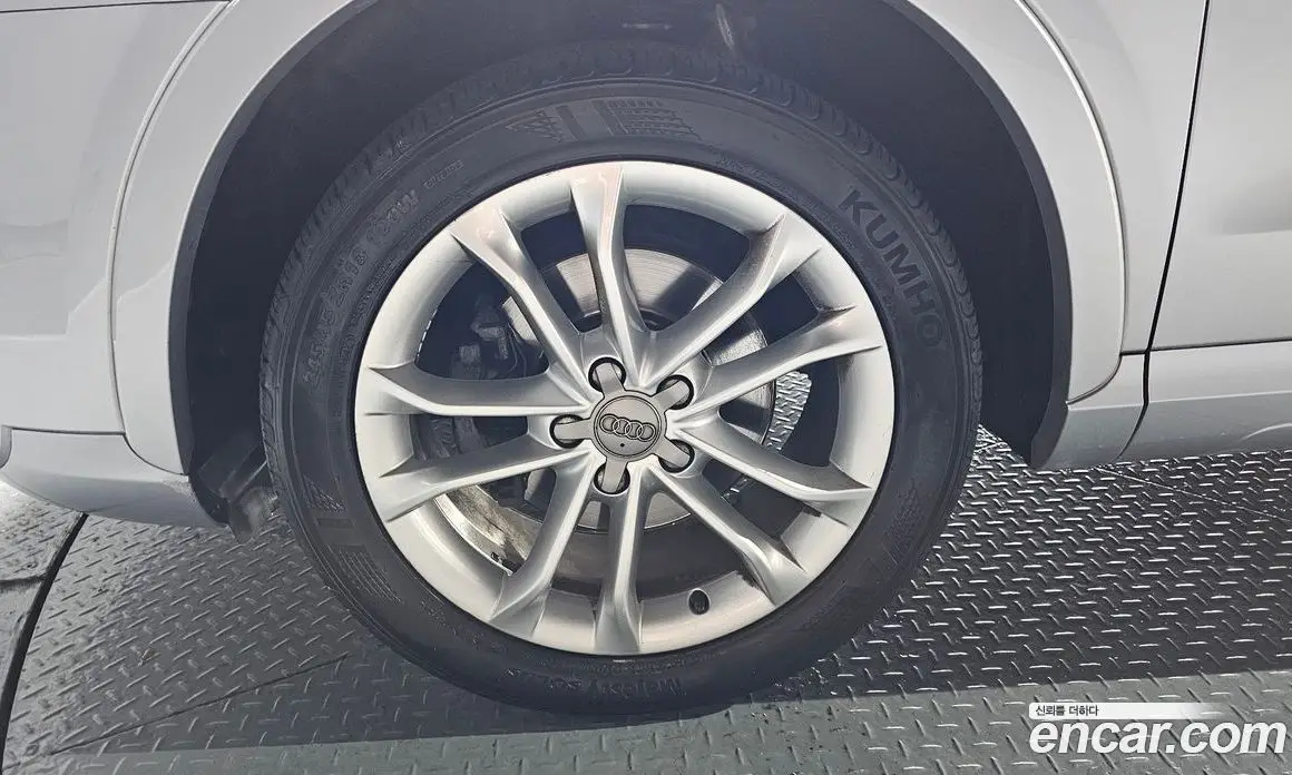 Audi Q3 2015 2.0 автомат (гидро), фото 5 Audi Q3 2015 2.0 автомат (гидро), фото 5