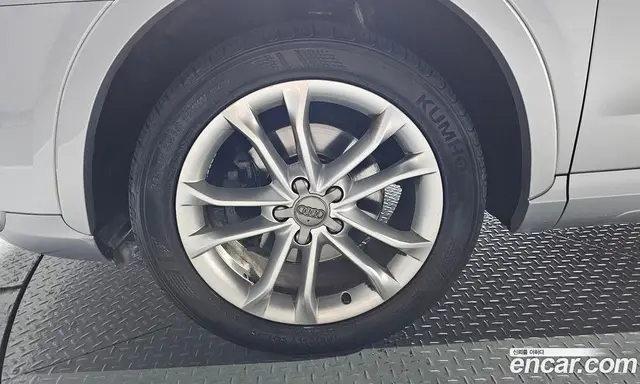 Audi Q3 2015 2.0 автомат (гидро), миниатюра 5 Audi Q3 2015 2.0 автомат (гидро), миниатюра 5