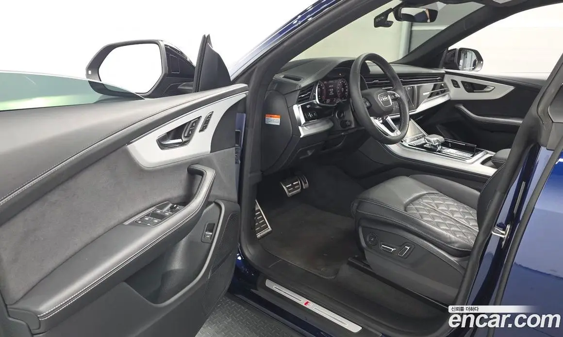 Audi Q8 2023 3.0 автомат (гидро), фото 10 Audi Q8 2023 3.0 автомат (гидро), фото 10