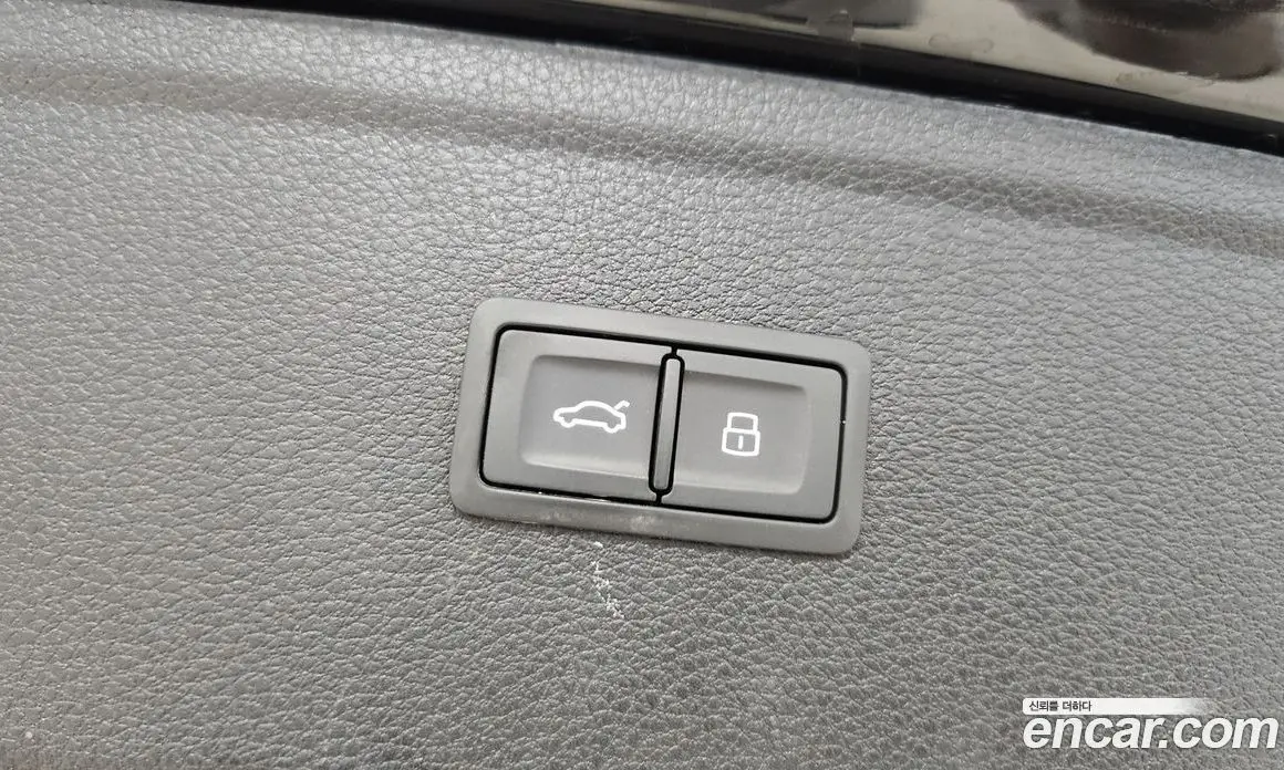 Audi SQ5 2023 3.0 автомат (гидро), фото 18