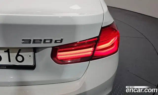 BMW 3 серия 2018 2.0 автомат (гидро), миниатюра 8 BMW 3 серия 2018 2.0 автомат (гидро), миниатюра 8