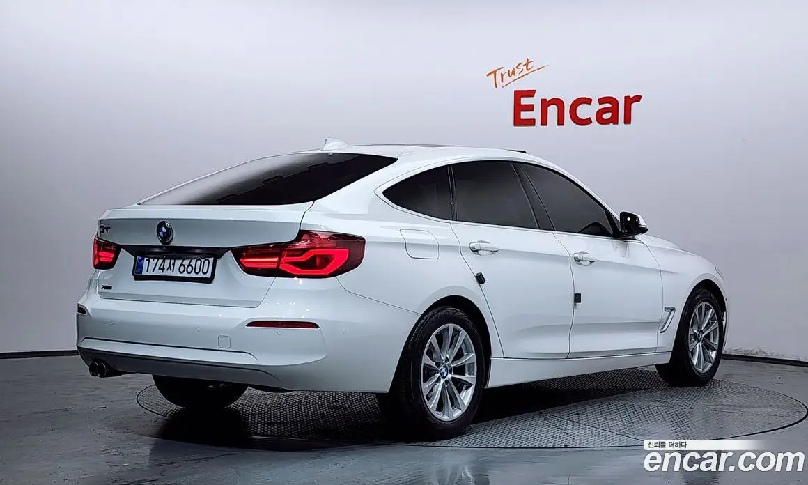 BMW 3 серия 2020 2.0 автомат (гидро), фото 2 BMW 3 серия 2020 2.0 автомат (гидро), фото 2