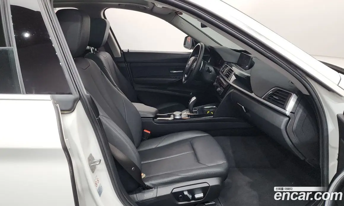 BMW 3 серия 2020 2.0 автомат (гидро), фото 16 BMW 3 серия 2020 2.0 автомат (гидро), фото 16