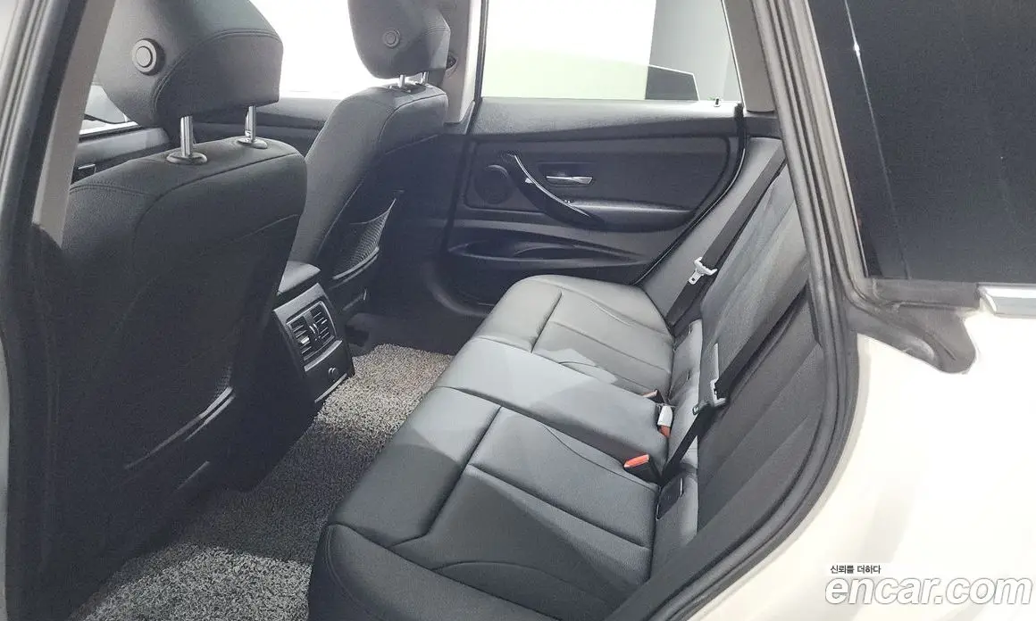 BMW 3 серия 2020 2.0 автомат (гидро), фото 27 BMW 3 серия 2020 2.0 автомат (гидро), фото 27