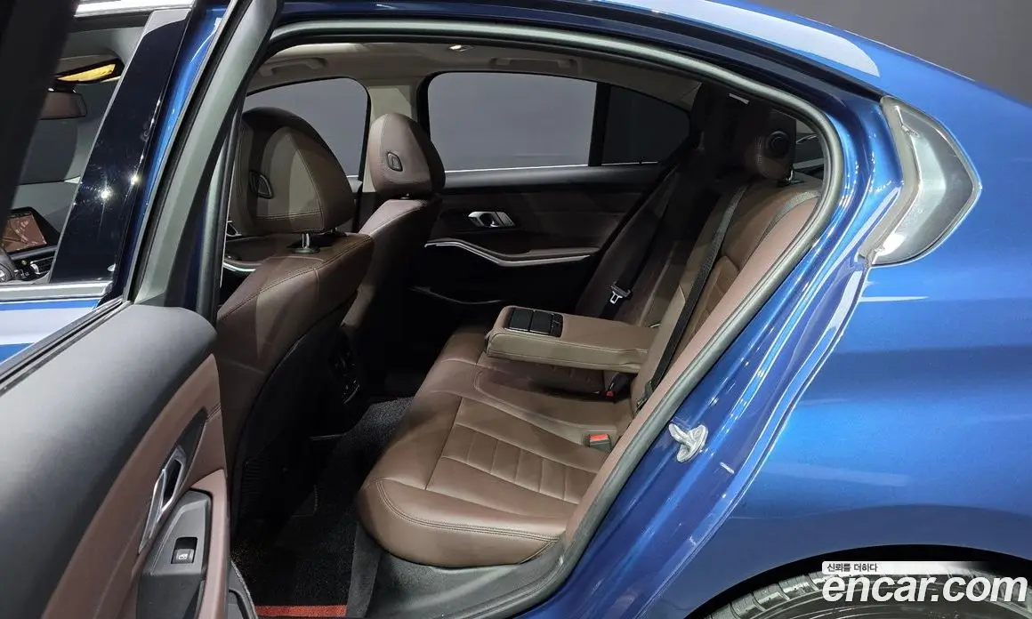 BMW 3 серия 2021 2.0 автомат (гидро), фото 15