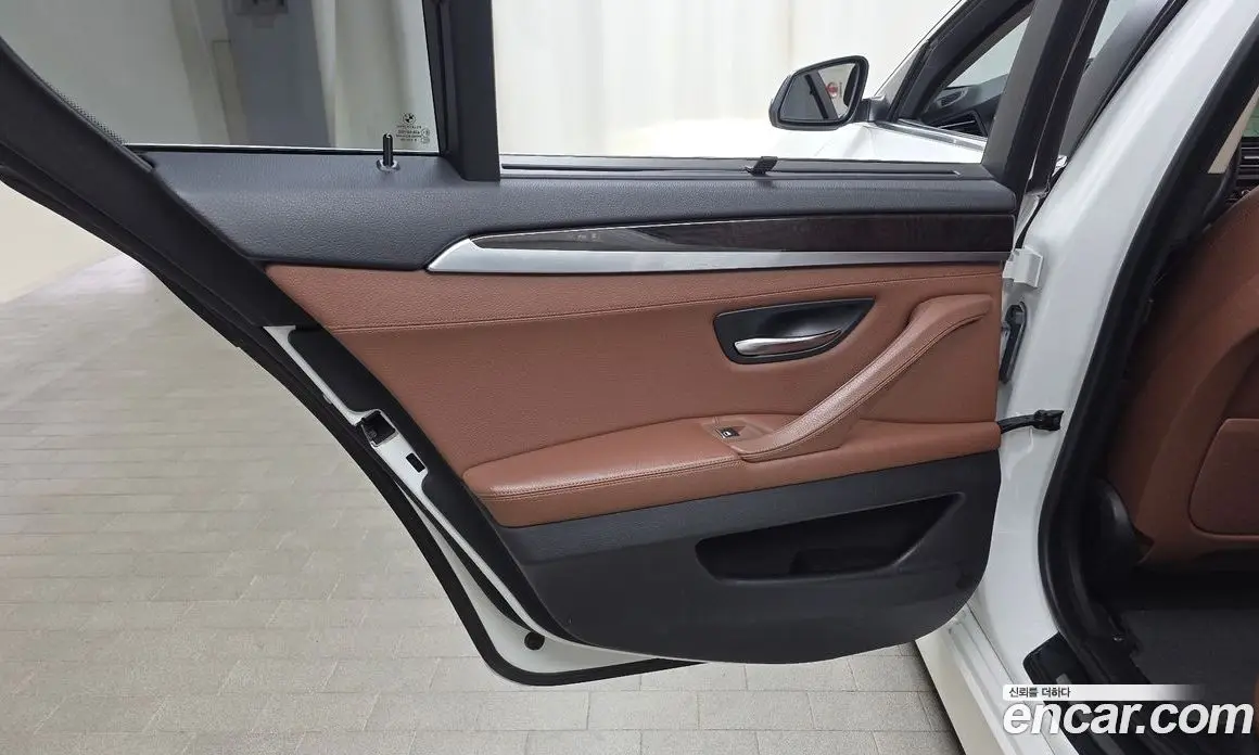BMW 5 серия 2014 2.0 автомат (гидро), фото 14 BMW 5 серия 2014 2.0 автомат (гидро), фото 14
