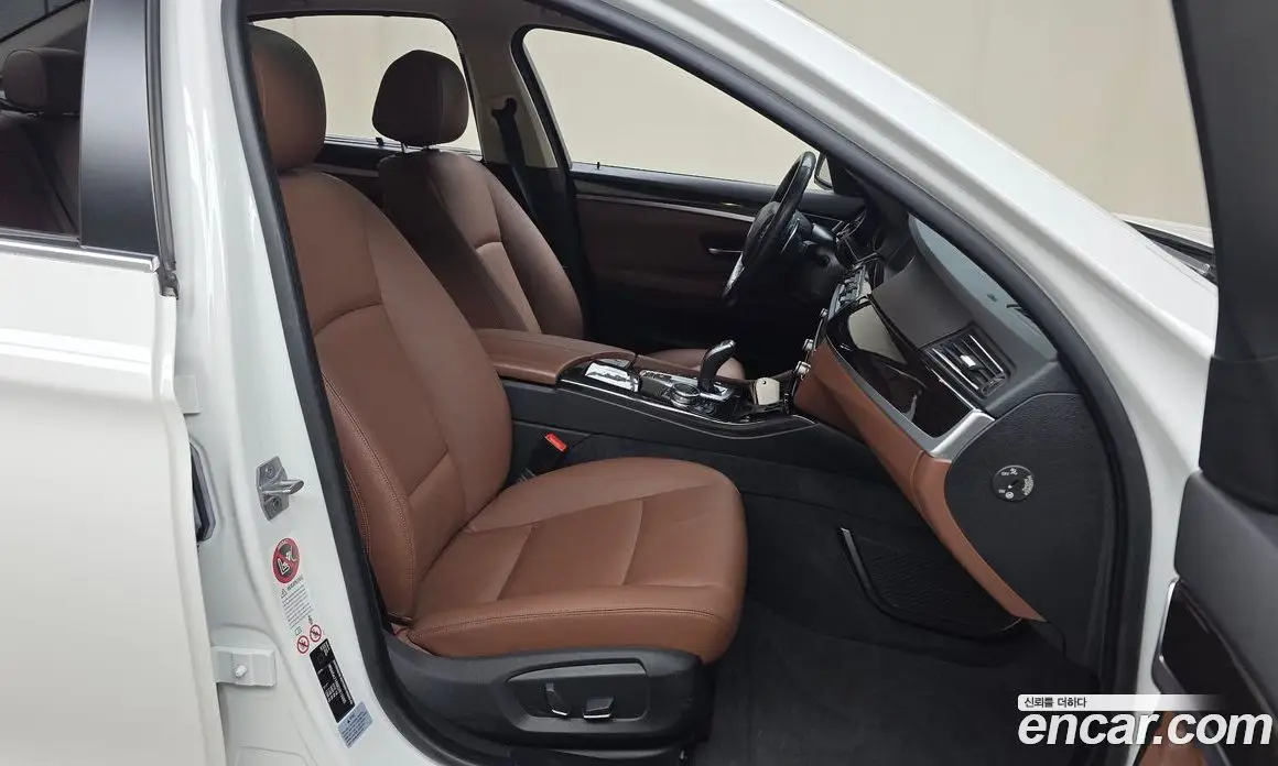 BMW 5 серия 2014 2.0 автомат (гидро), фото 16 BMW 5 серия 2014 2.0 автомат (гидро), фото 16