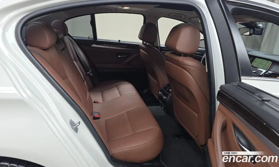 BMW 5 серия 2014 2.0 автомат (гидро), фото 17 BMW 5 серия 2014 2.0 автомат (гидро), фото 17
