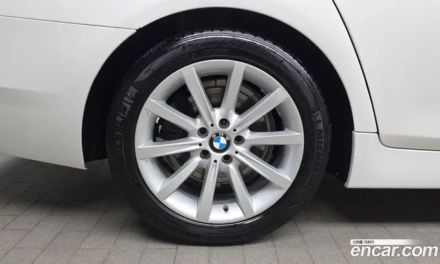 BMW 5 серия 2014 2.0 автомат (гидро), миниатюра 4 BMW 5 серия 2014 2.0 автомат (гидро), миниатюра 4