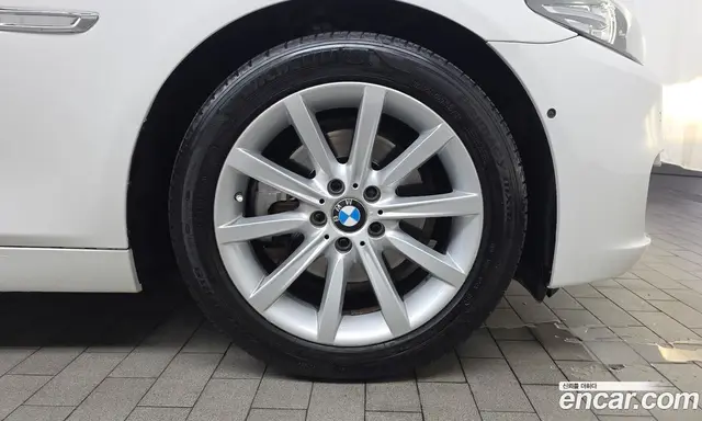 BMW 5 серия 2014 2.0 автомат (гидро), миниатюра 6 BMW 5 серия 2014 2.0 автомат (гидро), миниатюра 6