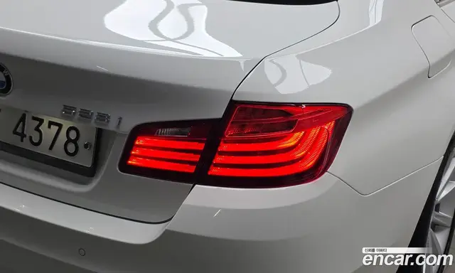 BMW 5 серия 2014 2.0 автомат (гидро), миниатюра 8 BMW 5 серия 2014 2.0 автомат (гидро), миниатюра 8