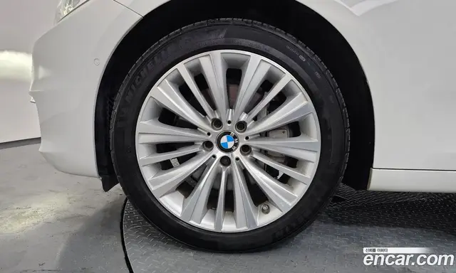 BMW 5 серия 2016 3.0 автомат (гидро), миниатюра 5 BMW 5 серия 2016 3.0 автомат (гидро), миниатюра 5