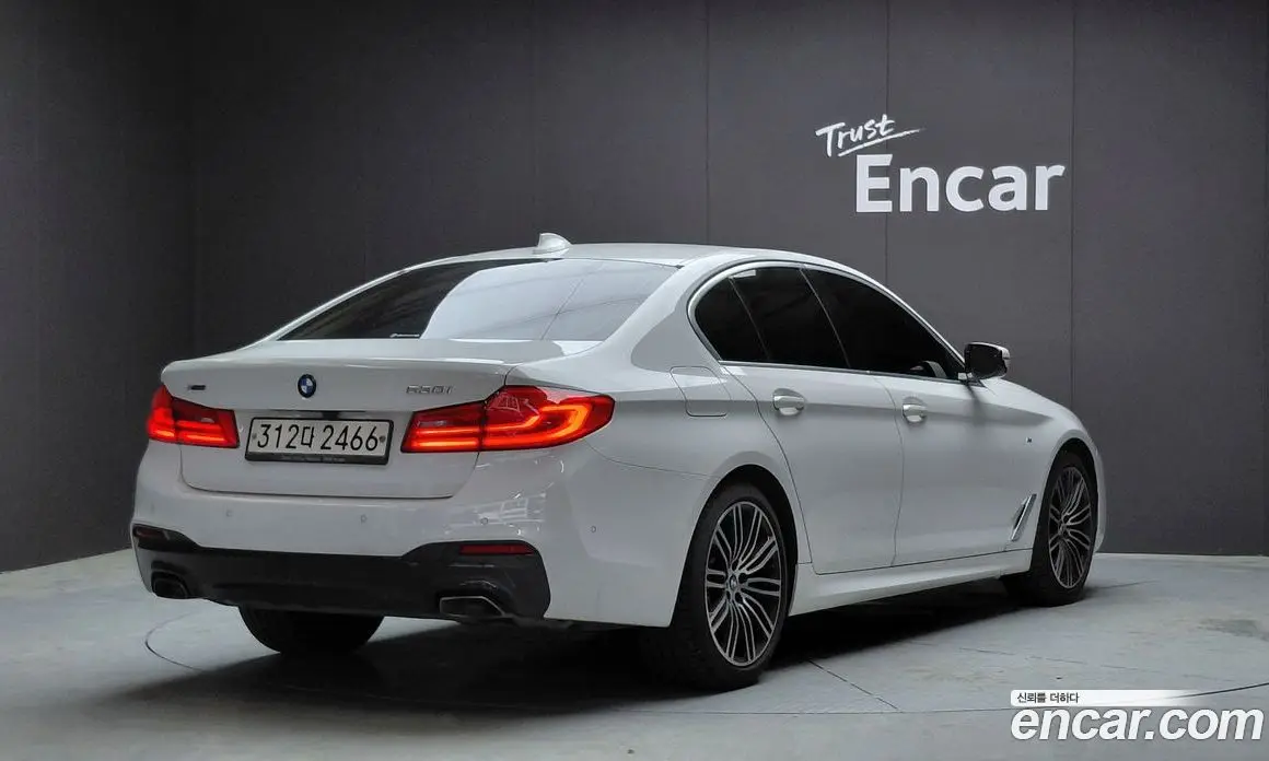 BMW 5 серия 2020 2.0 автомат (гидро), фото 1 BMW 5 серия 2020 2.0 автомат (гидро), фото 1