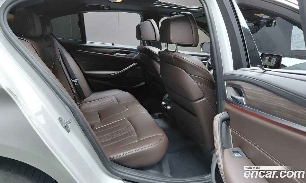 BMW 5 серия 2020 2.0 автомат (гидро), фото 24 BMW 5 серия 2020 2.0 автомат (гидро), фото 24