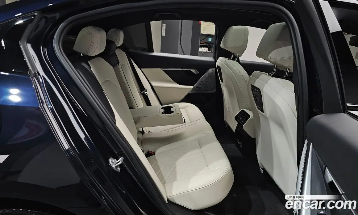 BMW 5 серия 2024 2.0 автомат (гидро), фото 17 BMW 5 серия 2024 2.0 автомат (гидро), фото 17
