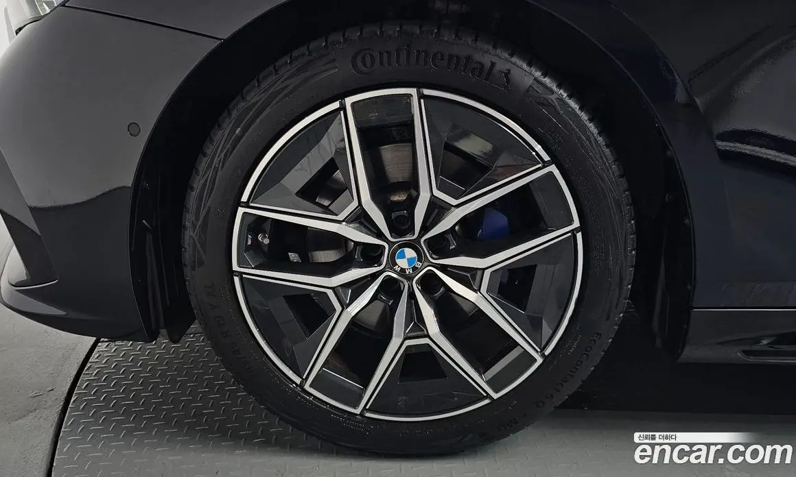 BMW 5 серия 2024 2.0 автомат (гидро), фото 4 BMW 5 серия 2024 2.0 автомат (гидро), фото 4