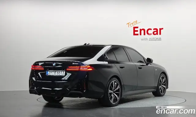 BMW 5 серия 2025 2.0 автомат (гидро), миниатюра 2