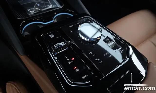 BMW 5 серия 2025 2.0 автомат (гидро), миниатюра 12