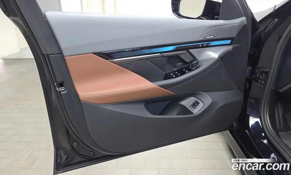 BMW 5 серия 2025 2.0 автомат (гидро), фото 14