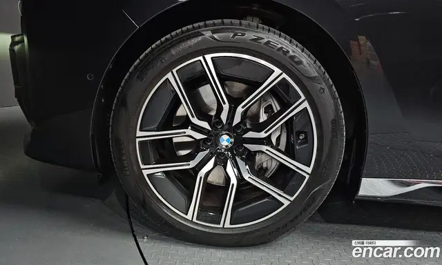 BMW 7 серия 2023 3.0 автомат (гидро), миниатюра 5 BMW 7 серия 2023 3.0 автомат (гидро), миниатюра 5